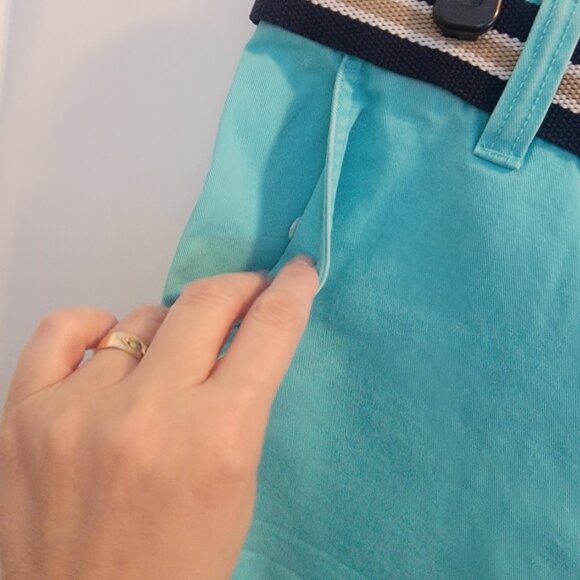 Izod Blue Radiance Flat Front Belted 9.5" Men's Golf/Chino Shorts - Picture 10 of 11